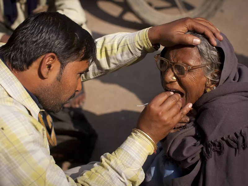 Indian roadside dentist