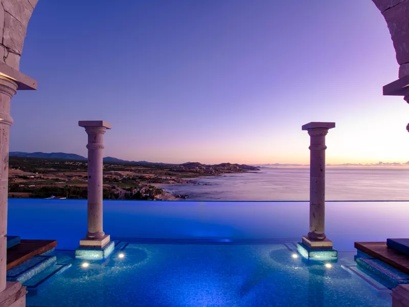 Vista Encantada pool at night