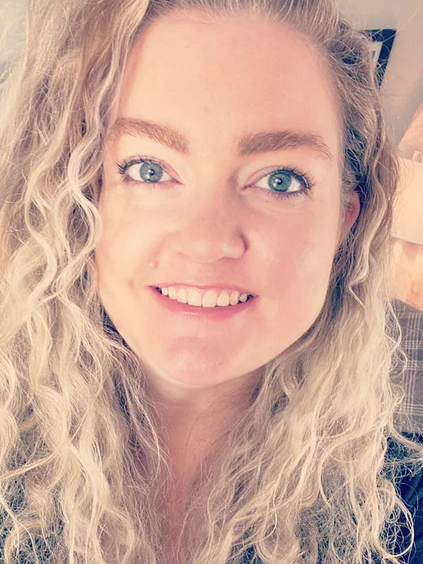Author Colleen Hoover